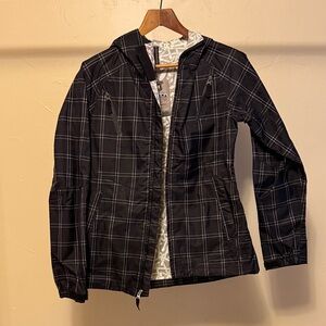 Burton Women's Black and White Plaid 2.5 Layer Gleam Jacket - size Small